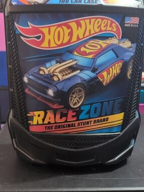 Hot Wheels Race Zone Blue 100 Car  Toy Car Case